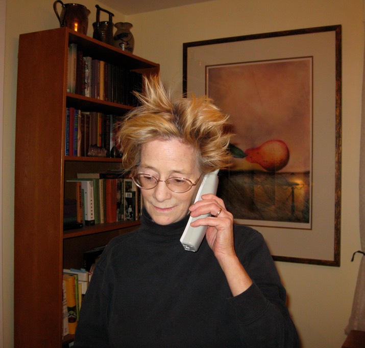 Suzie on Phone1a